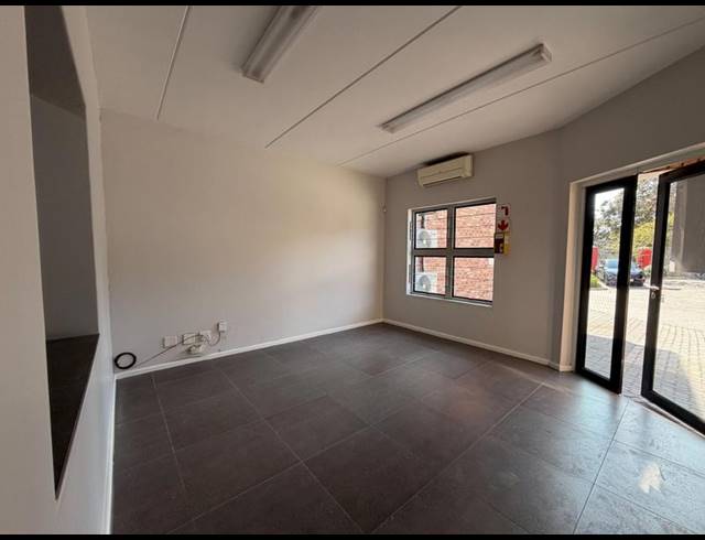 BUSINESS PROPERTY TO RENT IN NEWTON PARK